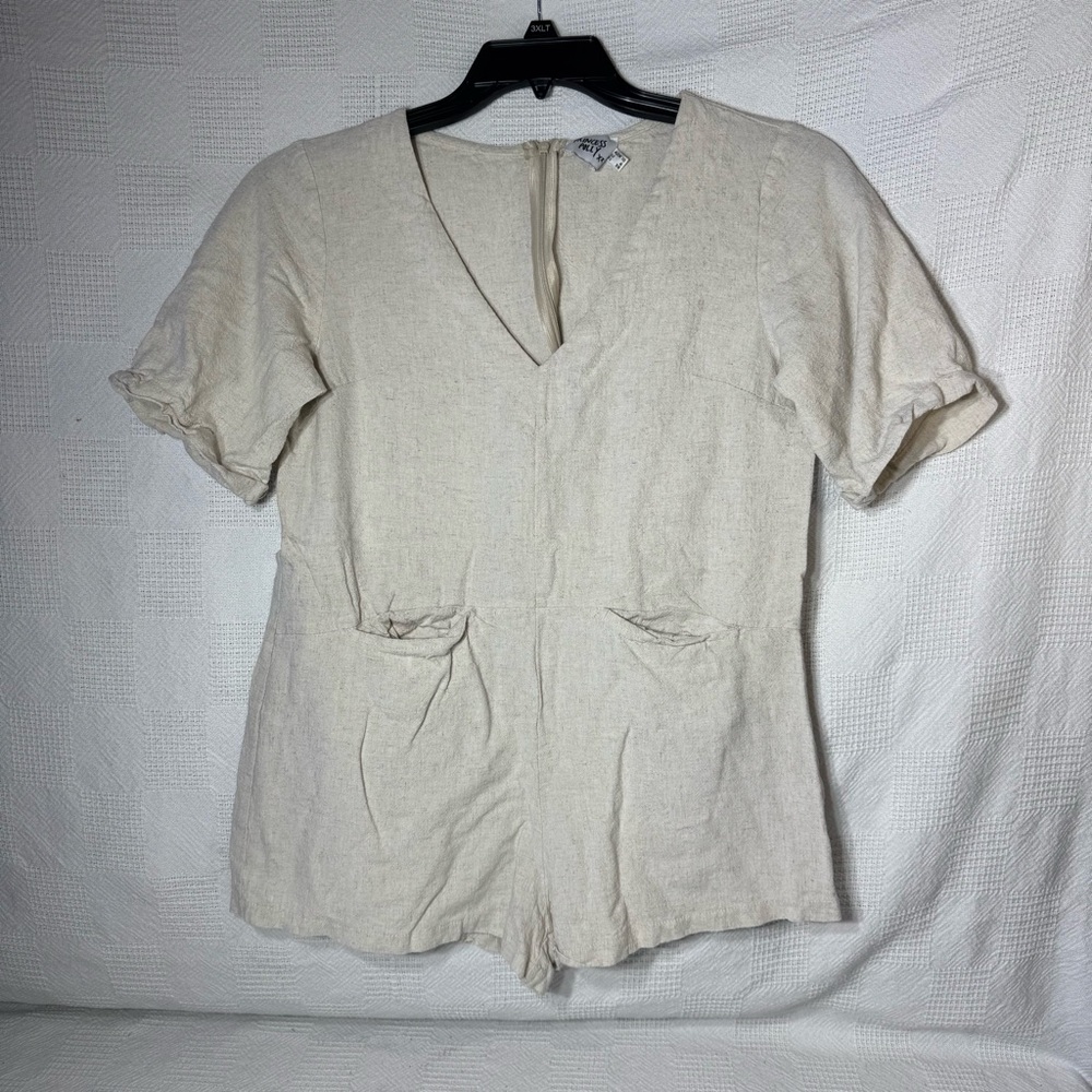 Princess Polly Textured Cream Short Sleeve‎ Romper women’s size 6